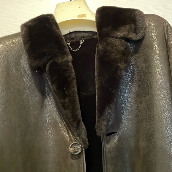 NWT! Shearling natural man coat! Made in Turkey. - Picture 3 of 7